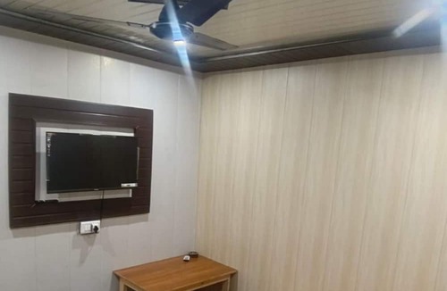 Mainpuri Hotel | Shree Ram Lodge