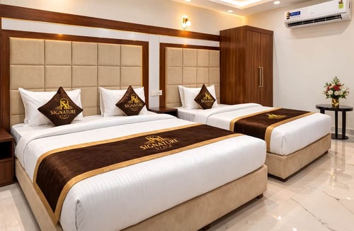 Agra Hotel | The Amar Singh Place By Signature Stayz
