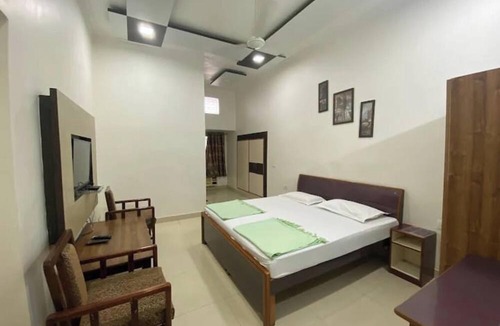 Gajraula Hotel | Hotel Vasant Gajraula