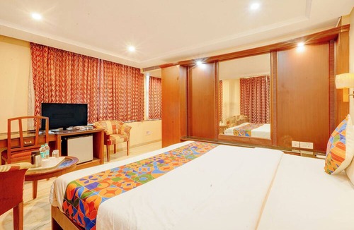 Bangalore City Center Hotel | FabHotel Indian Comforts - Mavalli