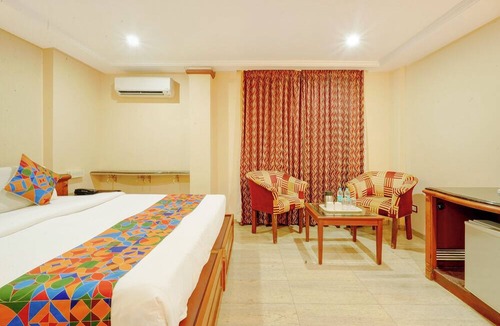 Bangalore City Center Hotel | FabHotel Indian Comforts - Mavalli