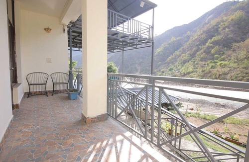 Dehradun House | Premium Dome With Hill and River Viewhotel Ribera