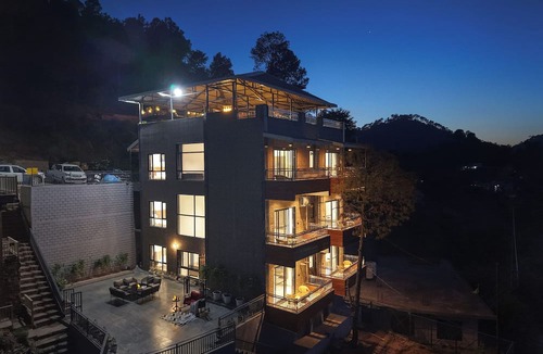 Dagshai Apartment | ELIVAAS Panchvati Veloraa 6BHK