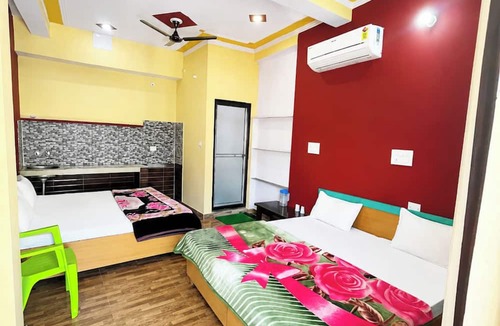Rudraprayag Hotel | Hotel Girish Alay Home Stay Rudraprayag