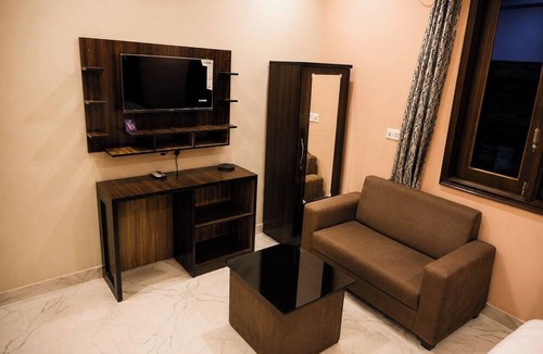 Varanasi Hotel | Hotel JK Blue Heaven