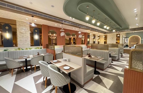Kanpur Hotel | The SRM Crystal