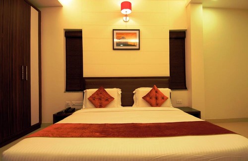 Lanka Hotel | Hotel Premiere Villa