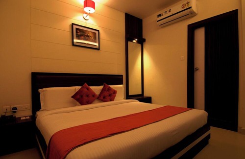 Lanka Hotel | Hotel Premiere Villa