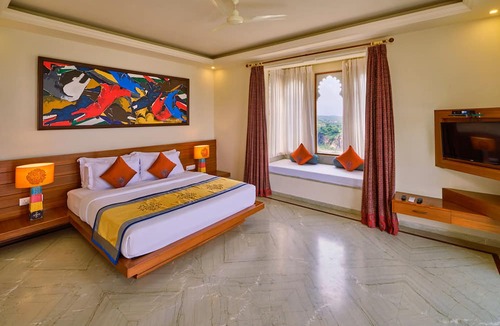 Nathdwara Hotel | juSTa Brij Bhoomi Nathdwara