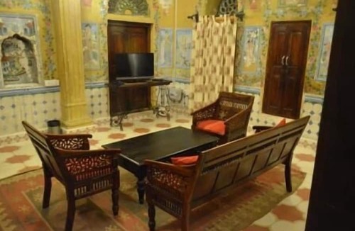 Churu Hotel | Malji ka Kamra