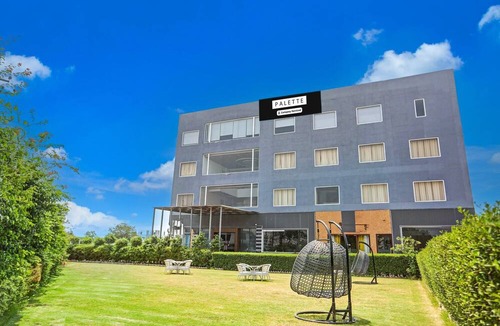 Bareilly House | Deluxe Palette Bareilly Bellazio Suites