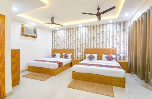 Ramnagar Hotel | Wild Hibiscuss Resort