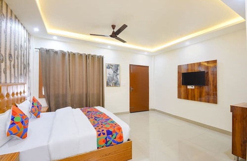 Ramnagar Hotel | Wild Hibiscuss Resort