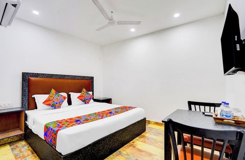 Greater Kailash Hotel | FabHotel Casa Royal - Greater Kailash