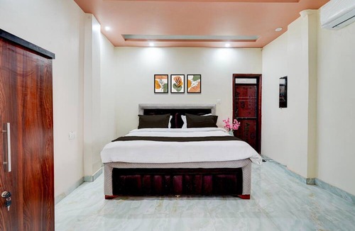 Kanpur House | Collection O Kanpur Domestic Airport