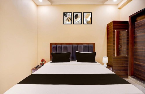 Indira Nagar House | Deluxe Collection O High Court Lucknow