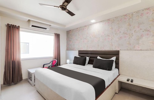 Bareilly House | Deluxe Civil Lines Near Old Bus Stand Imperial