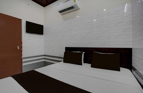 Mathura House | Deluxe Krishna Janam Bhoomi