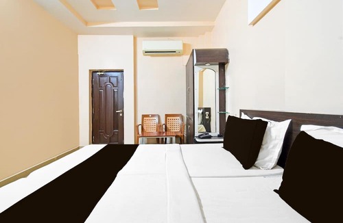 Kurnool House | Classic Nagamayuri Grand