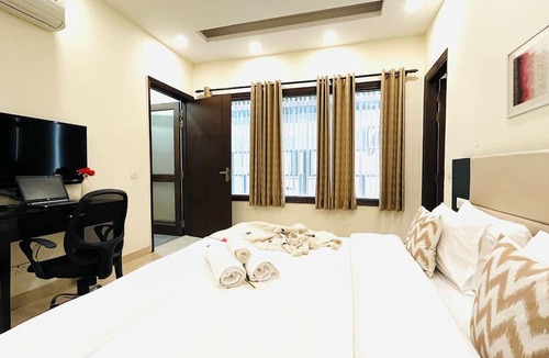 DLF City Apartment | Olive Service Apartments - DLF Cyber City