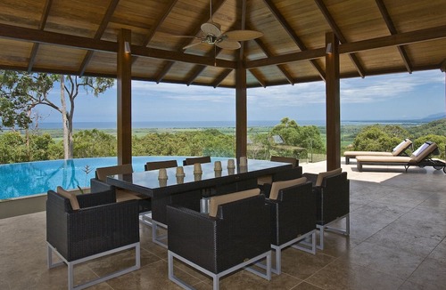 Miallo House | Mali Mali 196 Somerset Drive, Miallo QLD 4873