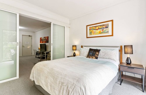 Perth Central Business District Apartment | Balcony, bath, kitchen, laundry, pool, tennis court, gym, designated car bay