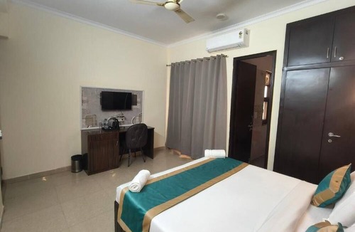 Noida Apartment | Fortune Home Service Apartment Sector-72