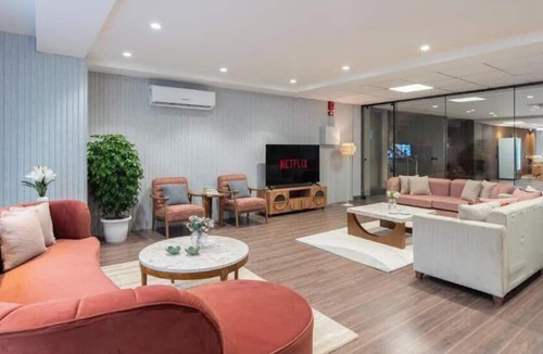 DLF Phase 3 Apartment | StayVista Residences near Cyber City Hub