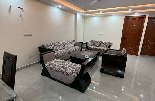 South West Apartment | Stella Homestay- Near Yashoobhomi