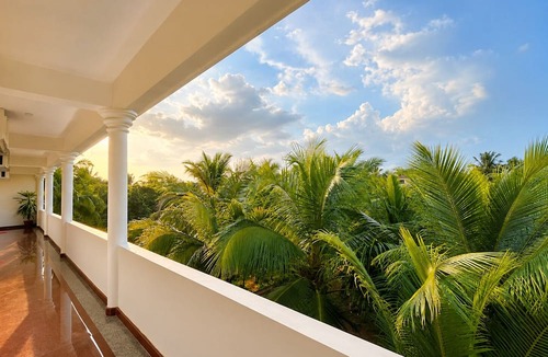Morjim Apartment | Morjim Sunset Hotel - 300 Meter to Morjim Beach with Pool & Kitchen Apartments