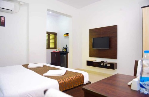 Gokulam Apartment | VARSHA ENCLAVE TRINITY HOUSE