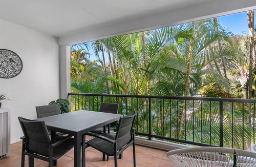Currumbin Apartment | Sanctuary Lake Apartment 25 - Peaceful Beachside Currumbin - Min. 3 Nights - Linen Provided