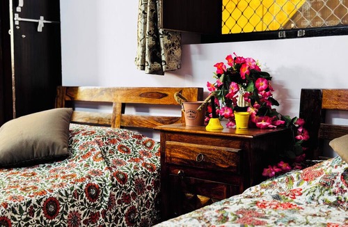 Jaisalmer House | The Trikut Homestay – Just 1.4 km from Gadisar Lake
