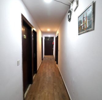 Vasundhara Hotel | Hotel Golden Inn At Sector 15