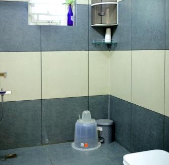 Uttamapalaiyam Apartment | Laleez Ramakkalmedu Homestay