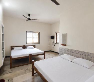 Palani Hotel | Sivabalagan cottage