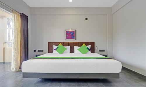 Nedumbassery Hotel | Treebo Grand Vistara Airport Suites, 500M From Cochin International Airport