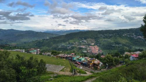 Almora Hotel | Hotel Almora Inn