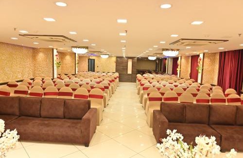 Rajendra Nagar Hotel | Hotel Jharokha Banquet & Conference Hall