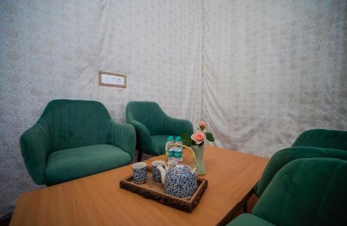 Shilon Bagh Bed & Breakfast | Skylight Retreat - Chail