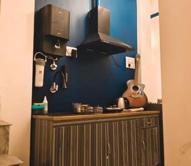 Gulab Sagar House | Veena Vihar Homestay