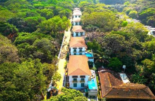 Bandoli Villa | Luxury 3BHK Villa - Pvt Pool & Bathtub