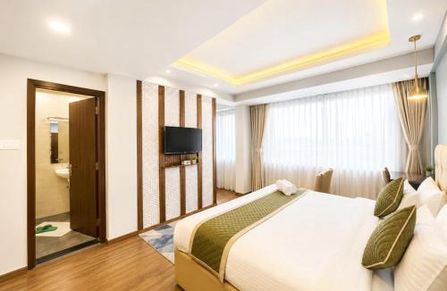 Varanasi Hotel | Hotel Durga Palace
