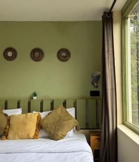 Kasiyalekh Villa | MATANAI HOUSE X THHP - The Deck Villa Mukteshwar - 2 Bedroom Bonfire & BBQ