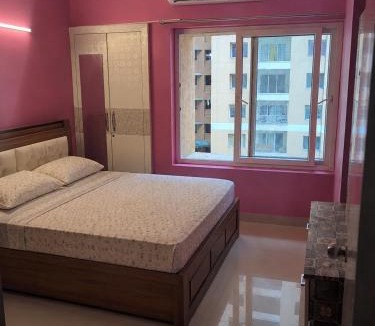 Chennai Apartment | 4bhk luxury service apartment for couples and family