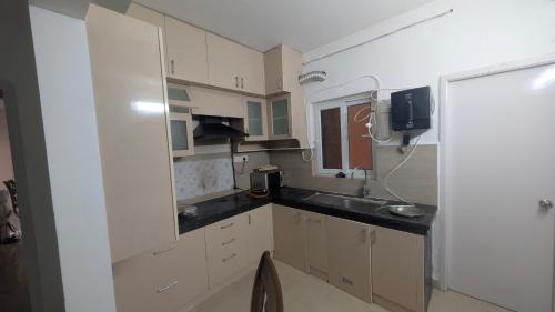 Chennai Apartment | 4bhk luxury service apartment for couples and family