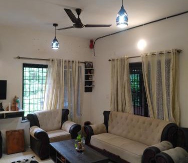 Mangeshi House | Casa Sudan Premium 4 BHK Private Homestay