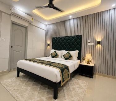 Jangpura Hotel | Hotel Satwah Luxe Stay - 1 Minute From Nizamuddin Railway Station And India Gate