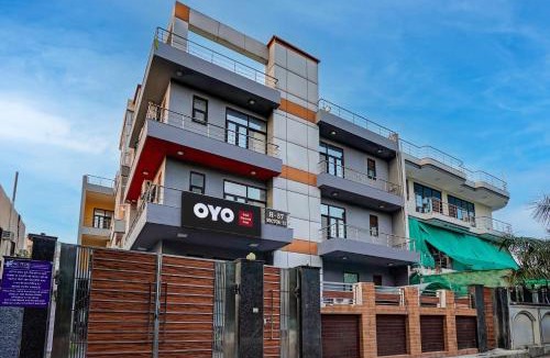 Noida Hotel | Hotel O Amby inn