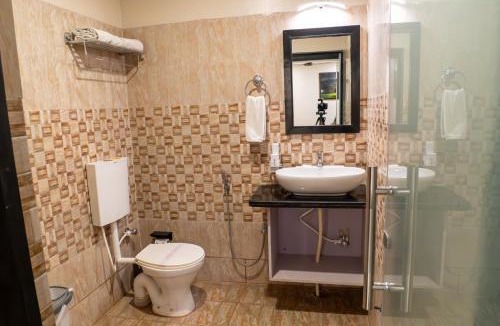 Varanasi Hotel | Hotel Runway Inn